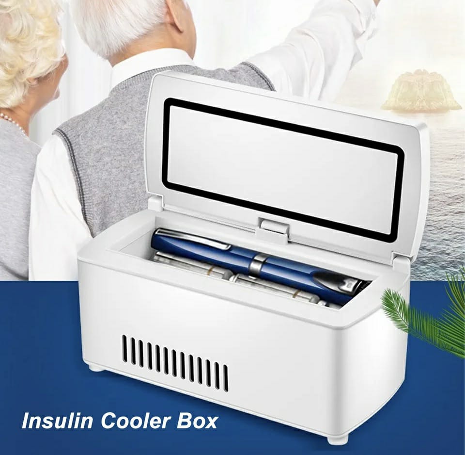 ثلاجة حافظة تبريد محمولة لجميع انواع الادوية المتحسسة من الحرارة ضمان سنة كاملة